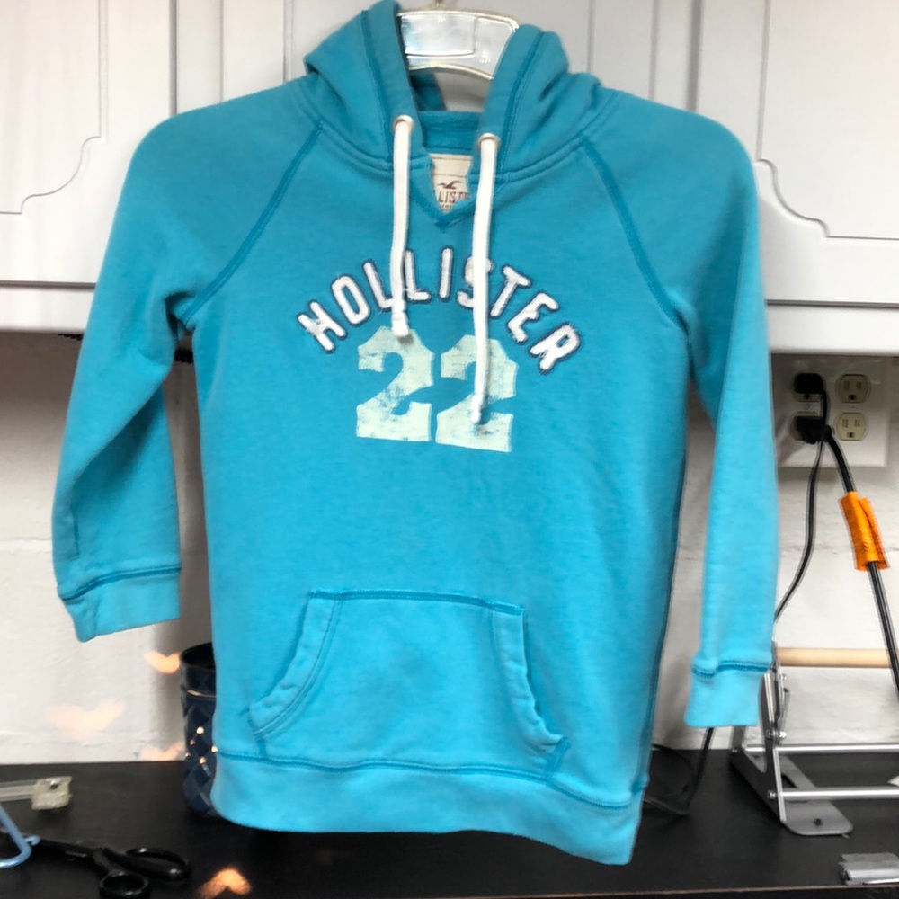 Hollister hoodie size medium teal color
